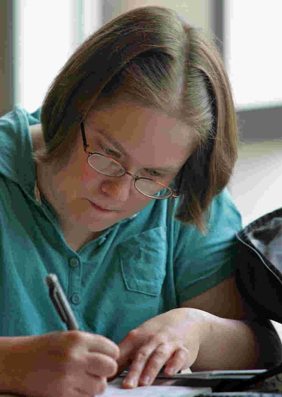 Lisa Daxer works on homework at Wright State University. Lisa Daxer works on homework at Wright State University.